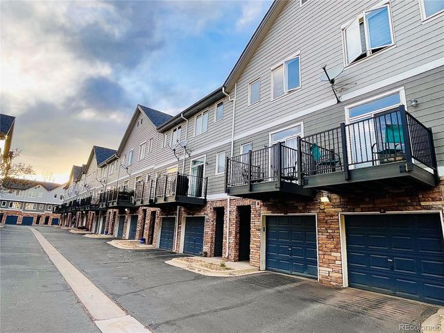 2951 W Riverwalk Circle N, Littleton, CO 80123