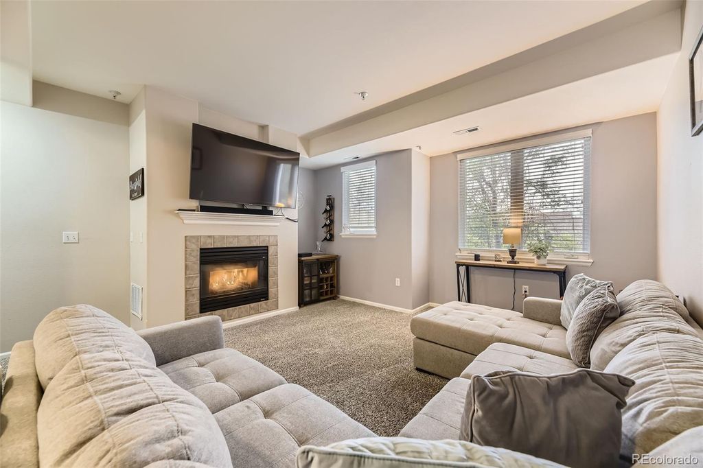 2951 W Riverwalk Circle N, Littleton, CO 80123