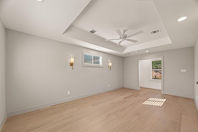 9242 Autauga Street, Houston, TX 77080