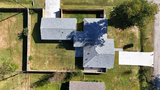 9242 Autauga Street, Houston, TX 77080