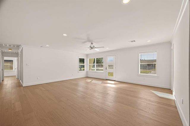 9242 Autauga Street, Houston, TX 77080