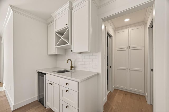 9242 Autauga Street, Houston, TX 77080