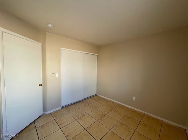 3671 Steinbeck Drive, Las Vegas, NV 89115