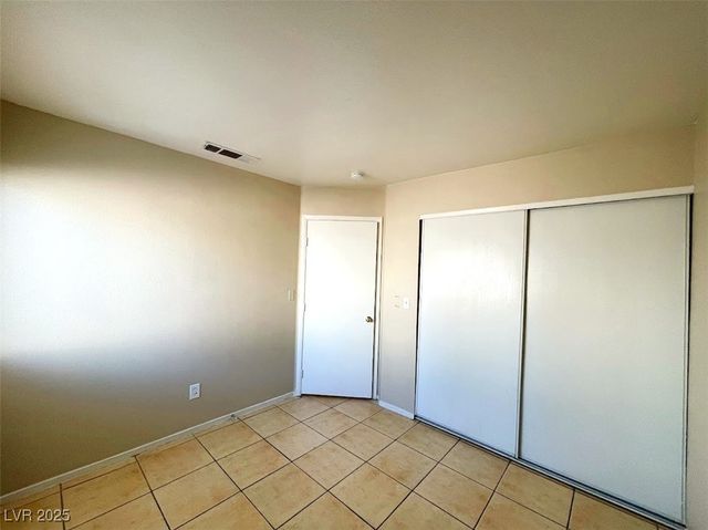 3671 Steinbeck Drive, Las Vegas, NV 89115