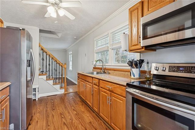 9830 Bacons Fort RD, Gloucester, VA 23061