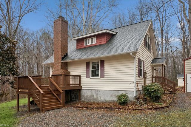 9830 Bacons Fort RD, Gloucester, VA 23061