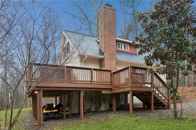 9830 Bacons Fort RD, Gloucester, VA 23061