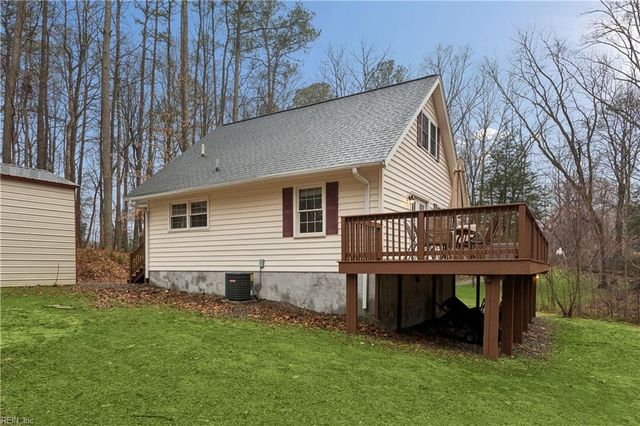 9830 Bacons Fort RD, Gloucester, VA 23061