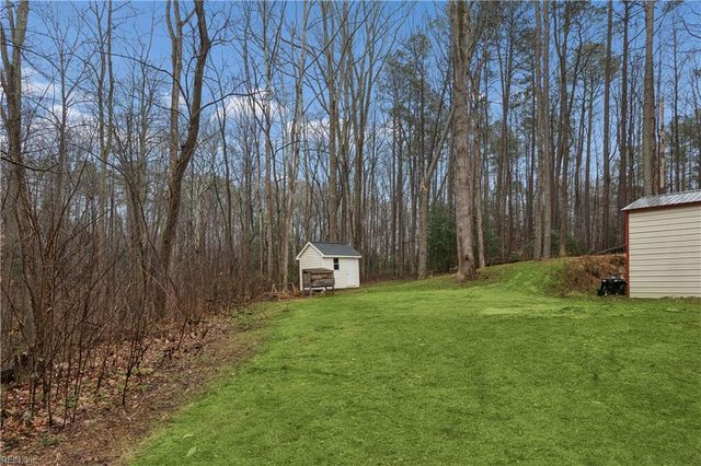 9830 Bacons Fort RD, Gloucester, VA 23061