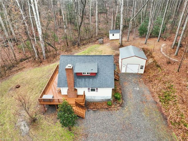 9830 Bacons Fort RD, Gloucester, VA 23061