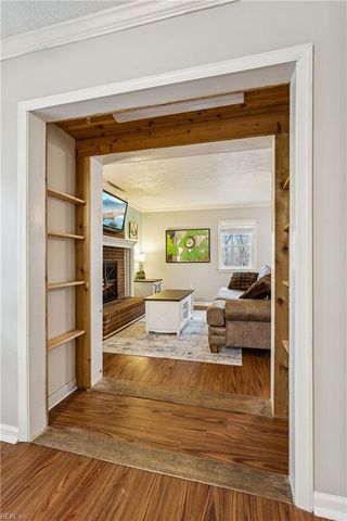 9830 Bacons Fort RD, Gloucester, VA 23061