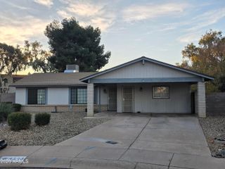 4123 E LOUISE Drive, Phoenix, AZ 85032