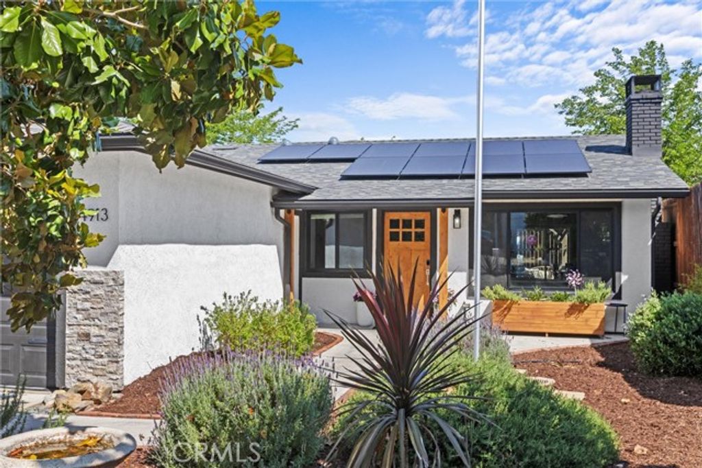 4913 Sparrow Hawk Lane, Paso Robles, CA 93446