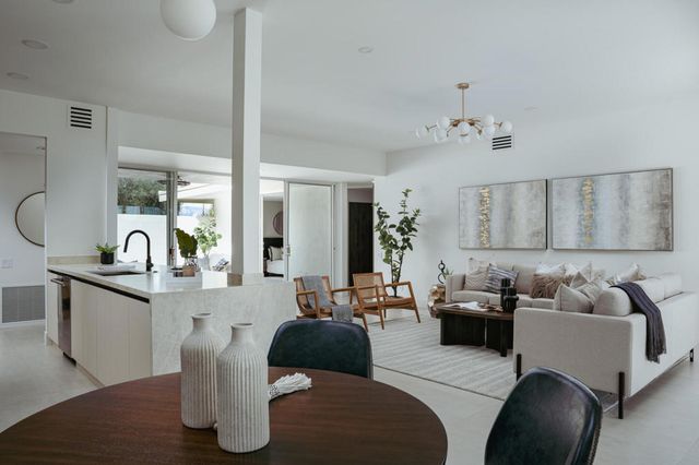 83 Westlake Circle, Palm Springs, CA 92264