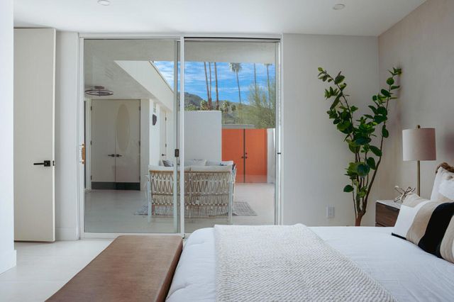 83 Westlake Circle, Palm Springs, CA 92264