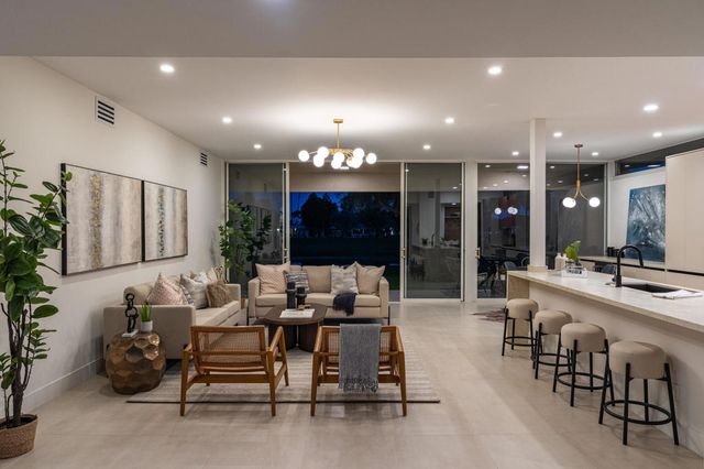 83 Westlake Circle, Palm Springs, CA 92264