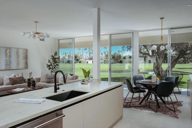 83 Westlake Circle, Palm Springs, CA 92264