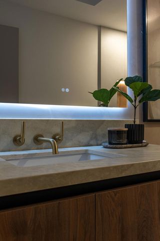 83 Westlake Circle, Palm Springs, CA 92264