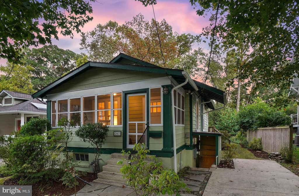 207 SPRING AVE, Takoma Park, MD 20912