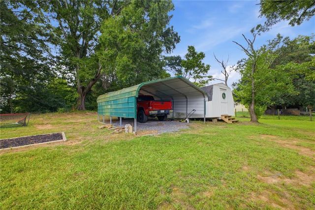 2398 Hall Station Road NW, Adairsville, GA 30103
