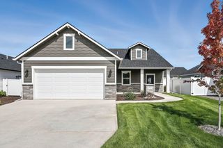 1321 E 12th St, Deer Park, WA 99006