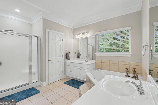 112 Gleneagle Court 303, Clayton, GA 30525