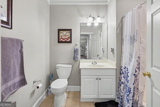 112 Gleneagle Court 303, Clayton, GA 30525