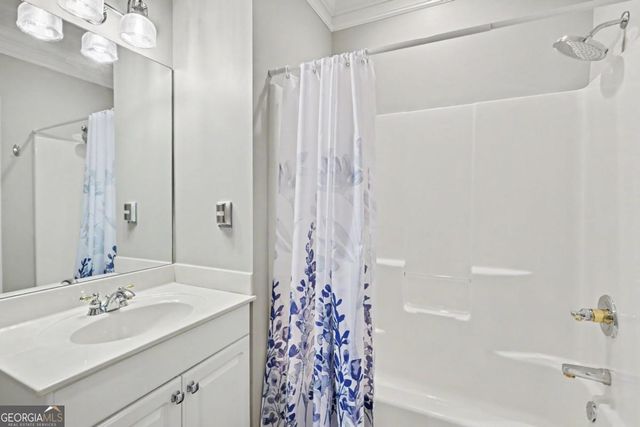 112 Gleneagle Court 303, Clayton, GA 30525