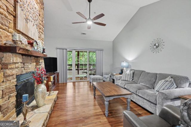 112 Gleneagle Court 303, Clayton, GA 30525