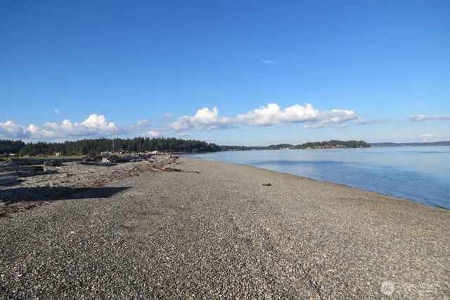 590 E Pointes Drive W, Shelton, WA 98584