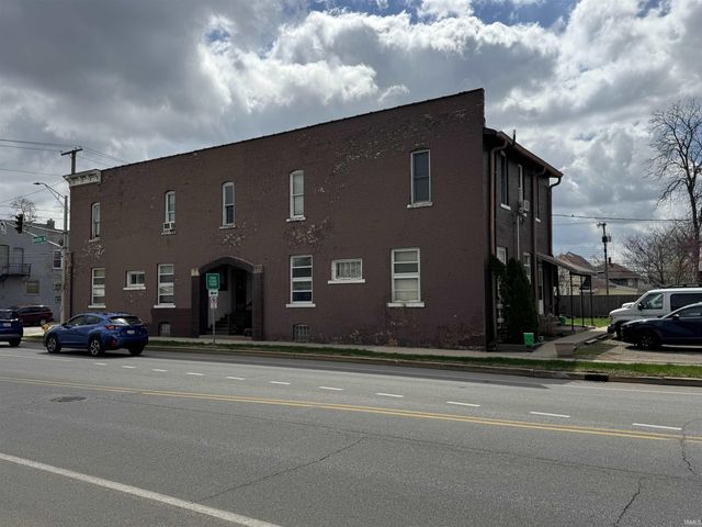701 W Beardsley Avenue, Elkhart, IN 46514