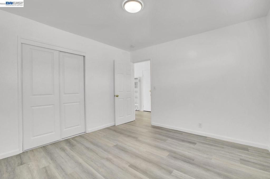 Image 14 of property listing at 8811 A Street, Oakland, CA 94621