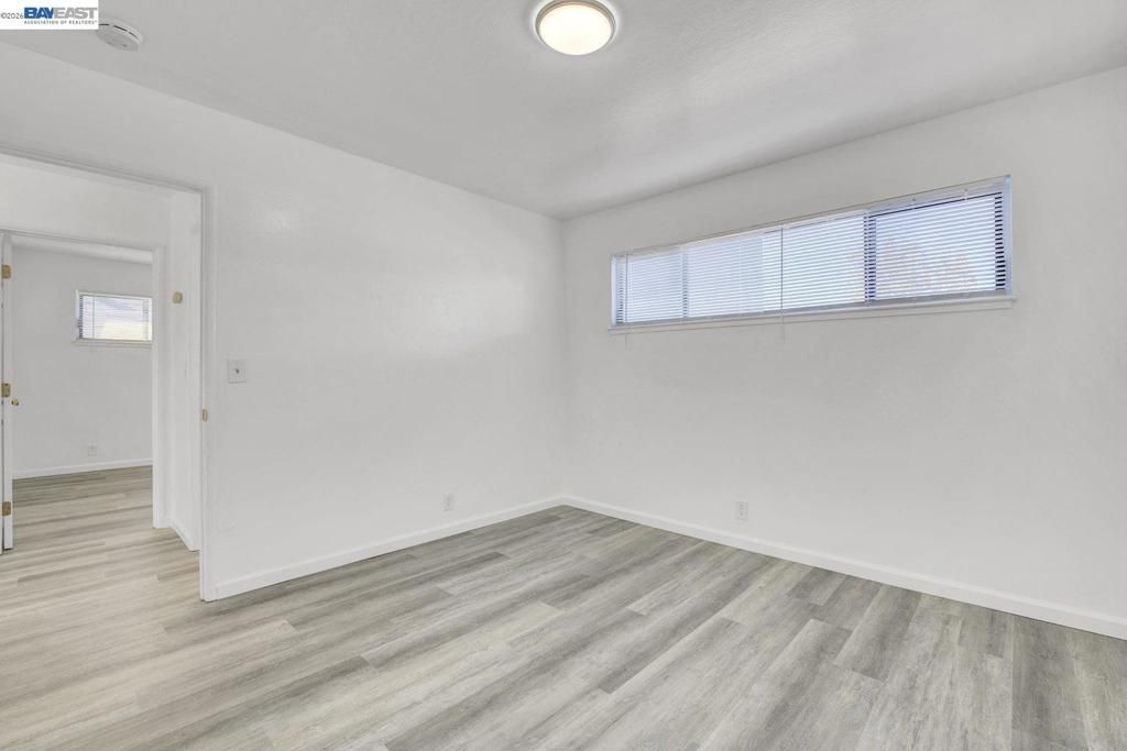 Image 15 of property listing at 8811 A Street, Oakland, CA 94621