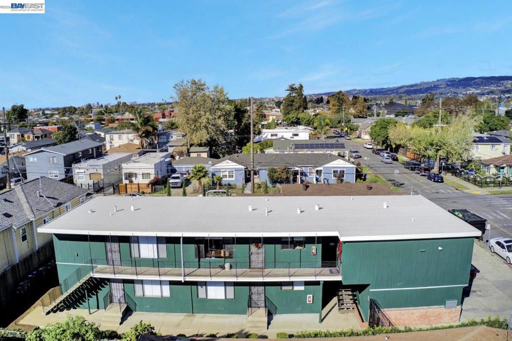 Image 26 of property listing at 8811 A Street, Oakland, CA 94621