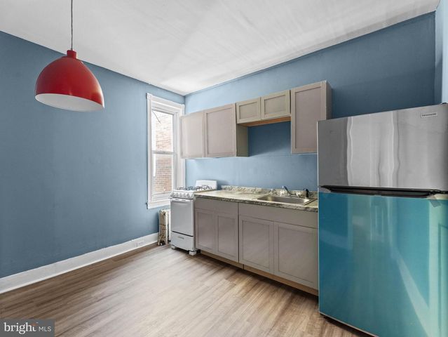 6625 LANSDOWNE AVE, Philadelphia, PA 19151