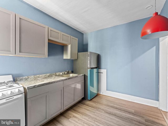6625 LANSDOWNE AVE, Philadelphia, PA 19151