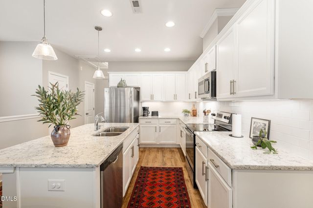 143 Manordale Drive, Chapel Hill, NC 27517