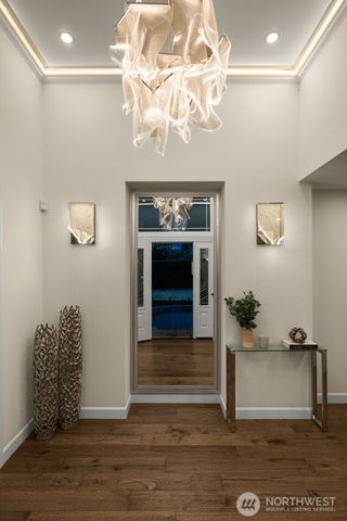 14102 SE 42nd Street, Bellevue, WA 98006