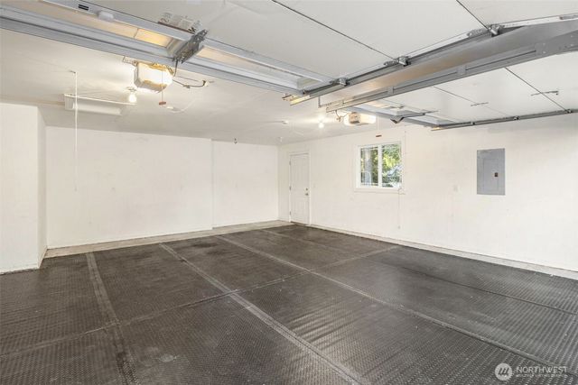 14102 SE 42nd Street, Bellevue, WA 98006