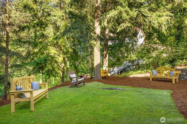 14102 SE 42nd Street, Bellevue, WA 98006