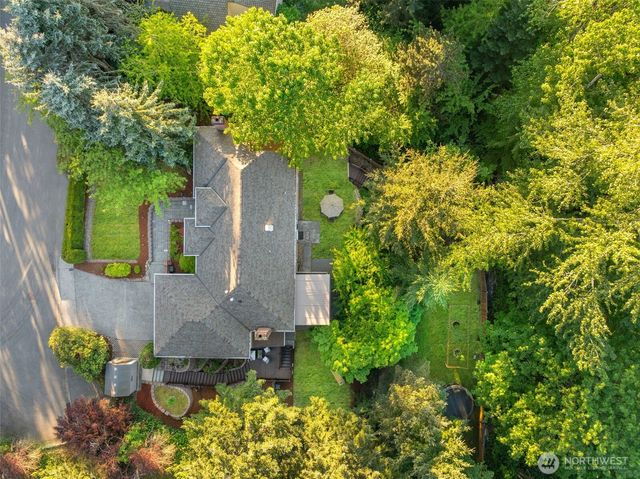 14102 SE 42nd Street, Bellevue, WA 98006