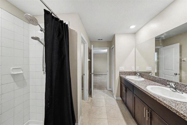 1507 GOLDEN GLOW DR, Ruskin, FL 33570
