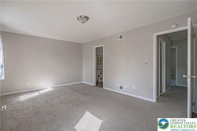 1405 Presidential Drive, Whitehall Twp, PA 18052