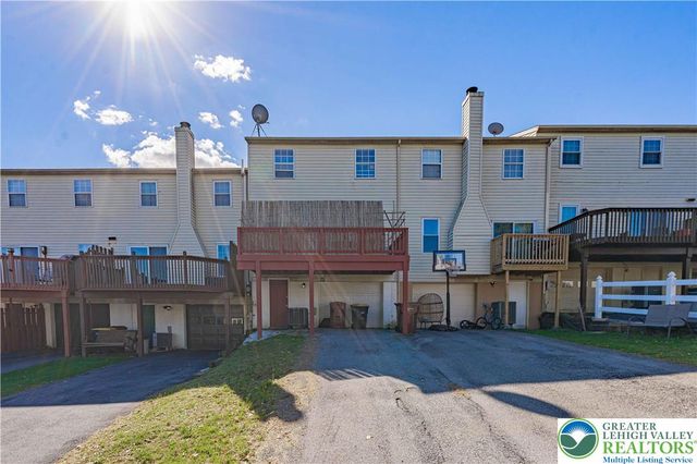 1405 Presidential Drive, Whitehall Twp, PA 18052