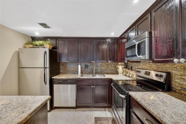 429 SHEOAH BOULEVARD 1, Winter Springs, FL 32708