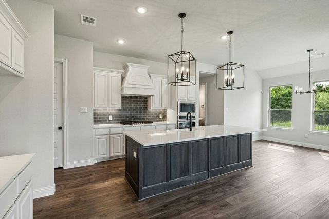4381 Noble Lane, Midlothian, TX 76065