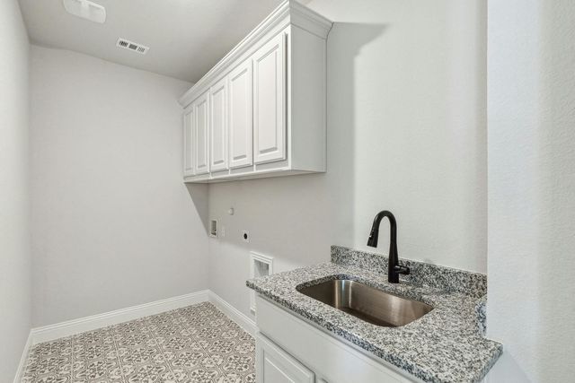 4381 Noble Lane, Midlothian, TX 76065