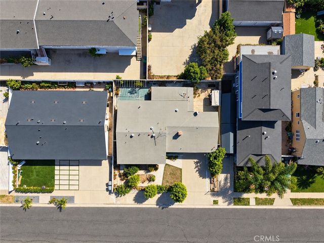 16818 La Salle, Gardena, CA 90247