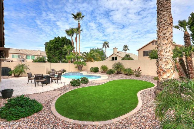 2736 E BROOKWOOD Court, Phoenix, AZ 85048