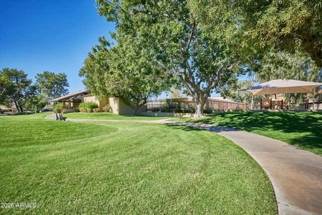 2736 E BROOKWOOD Court, Phoenix, AZ 85048